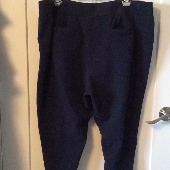 32 Degrees Pull on Pants - Picture 2 of 3